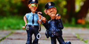 Ngủ nằm mơ thấy công an bắt 